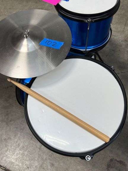 READY ACE TODDLER DRUM SET Earl s Auction Company
